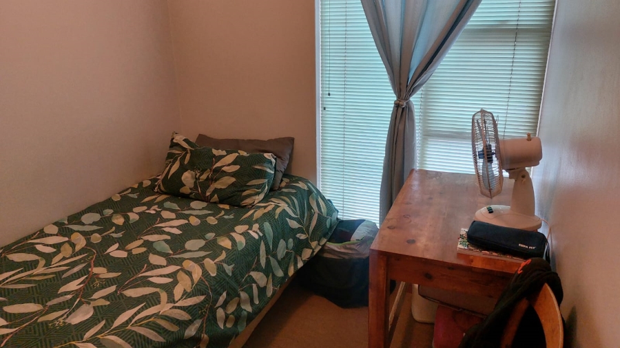 2 Bedroom Property for Sale in Langenhovenpark Free State